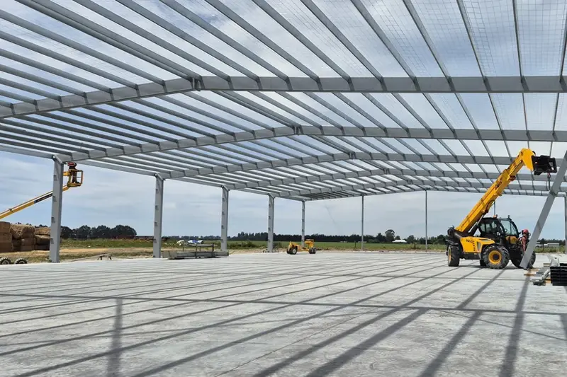 Quelles industries sont adaptées à l’utilisation de bâtiments d’usine à structure métallique ?